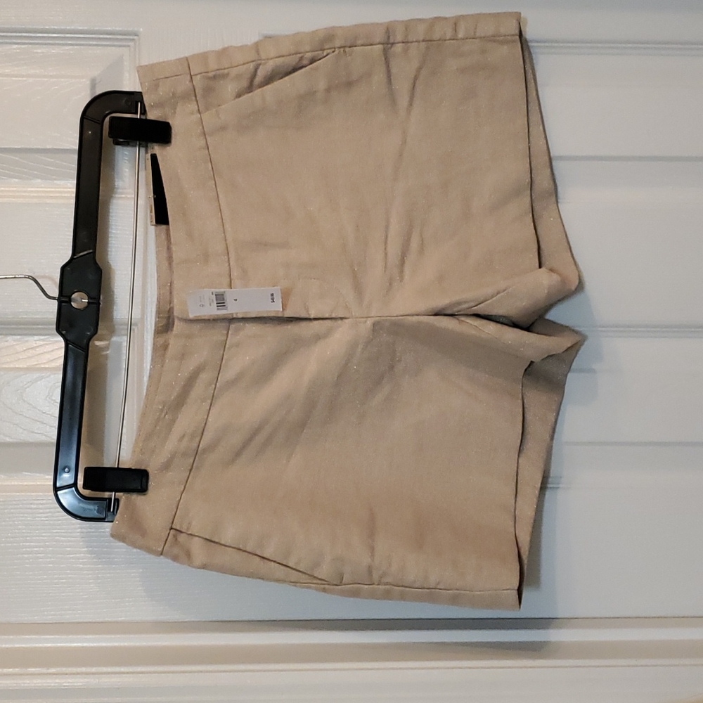 Banana Republic shimmery cargo shorts